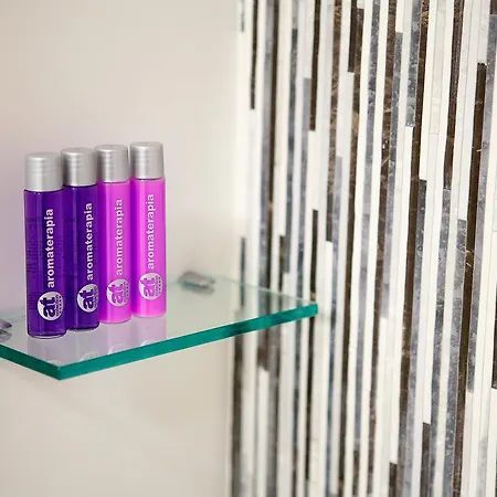 A Bughina アパートホテル